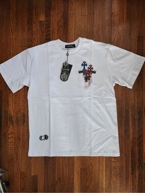 Large White Graphic Short-Sleeve Men's Tee with chrome hearts motifs nwt